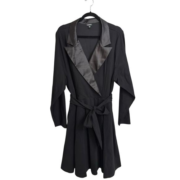 Torrid Tuxedo Dress Womens Size 24 Black Skater Satin Lapel Wrap Belt Mini - Picture 2 of 6